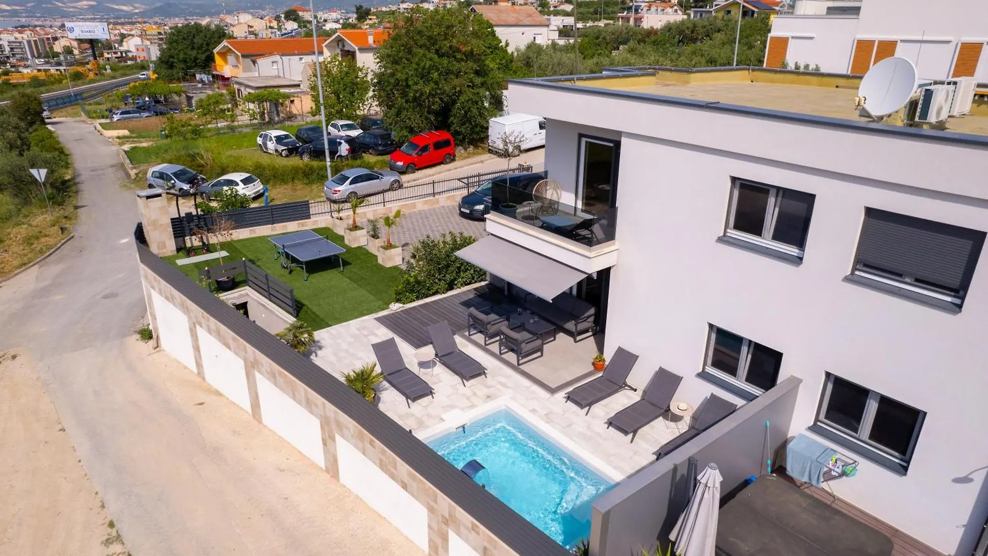 Holiday Home Miriam Kastela Apartment