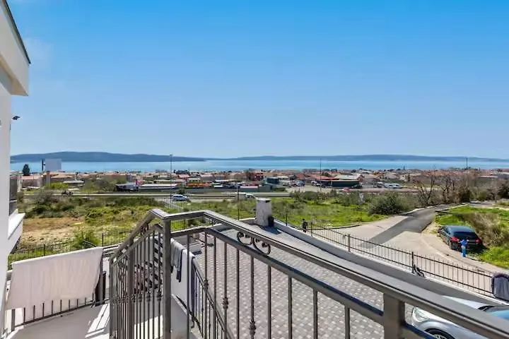 Apartment Holiday Home Miriam Kastela Croatia